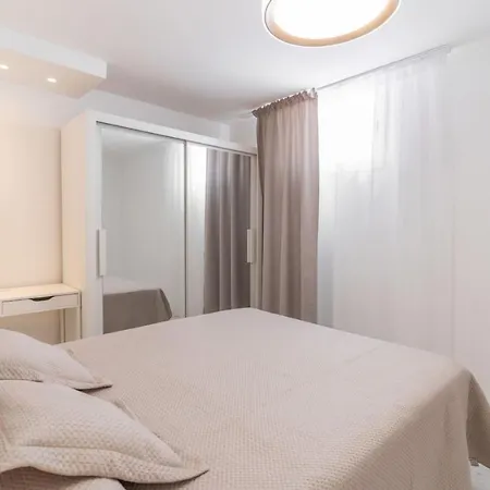 Casa vacanze With Two Bedrooms *